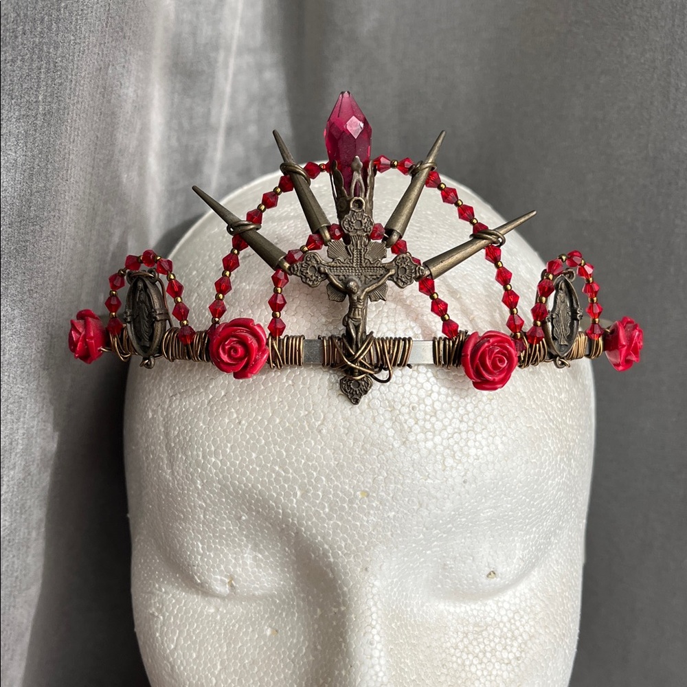 Gothic•Handmade Tiara•Thorns and Roses •Day Of The Dead